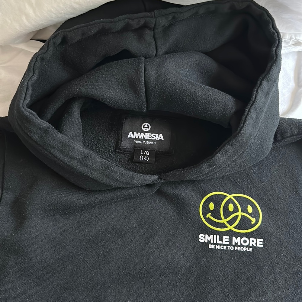 Amnesia Youth L hoodie (14Y)
